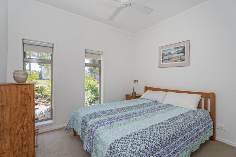 Photo of property in 6 Prescott Place, Pauanui, Hikuai, 3579