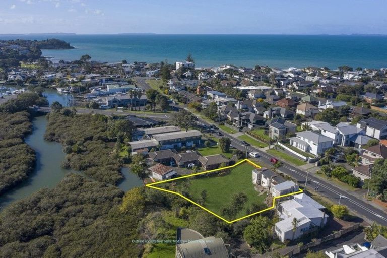 Photo of property in 19 Omana Road, Milford, Auckland, 0620