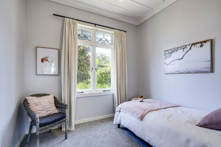 Photo of property in 9 Lawrence Road, Hospital Hill, Napier, 4110