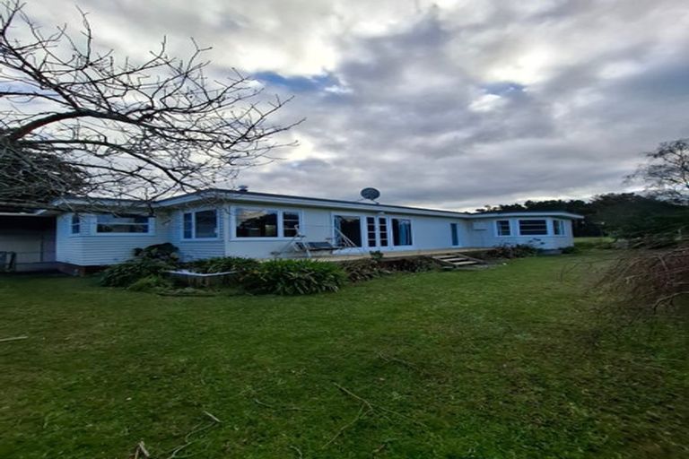 Photo of property in 69 Pohangina Road, Ashhurst, 4470