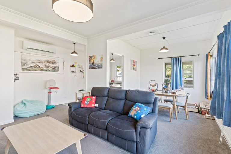 Photo of property in 48b Richmond Street, Waitara, 4320