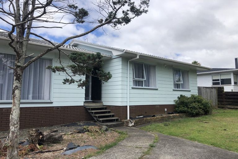 Photo of property in 55 Sikkim Crescent, Clover Park, Auckland, 2019