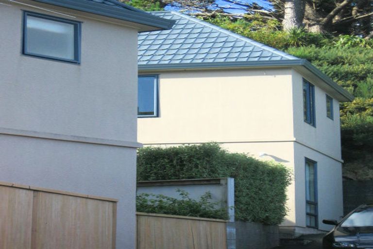 Photo of property in 42 Thurleigh Grove, Karori, Wellington, 6012