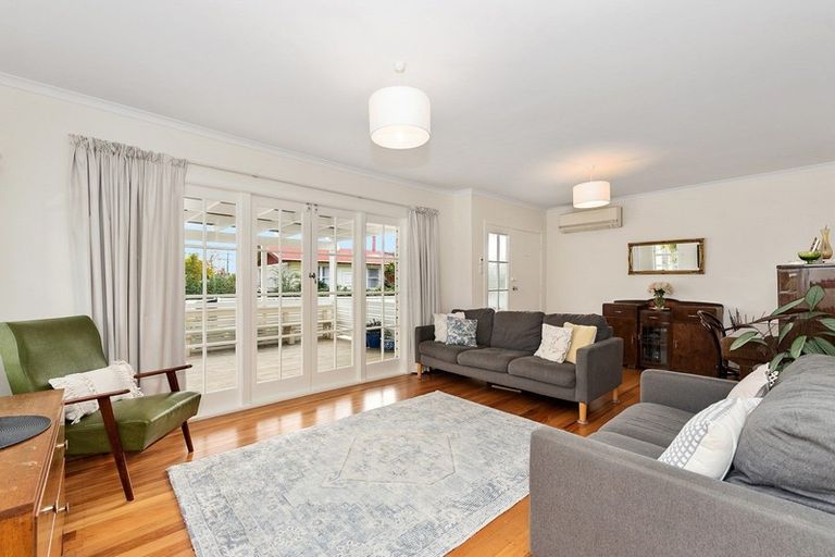 Photo of property in 29 Te Anau Place, Glenview, Hamilton, 3206