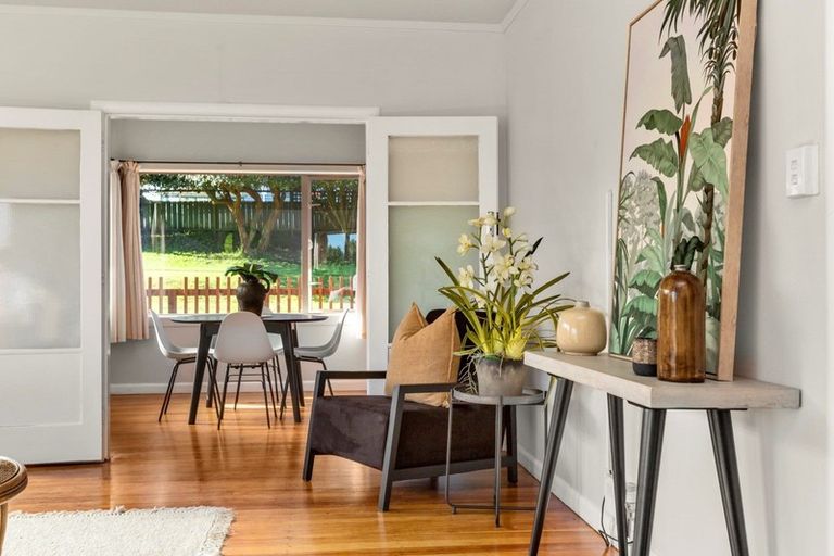 Photo of property in 110 Cambridge Road, Hillcrest, Hamilton, 3216