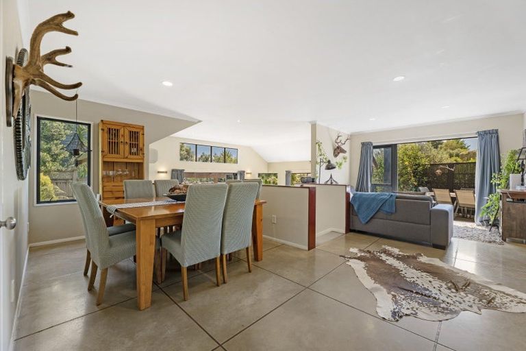 Photo of property in 39 Oteki Park Drive, Welcome Bay, Tauranga, 3112