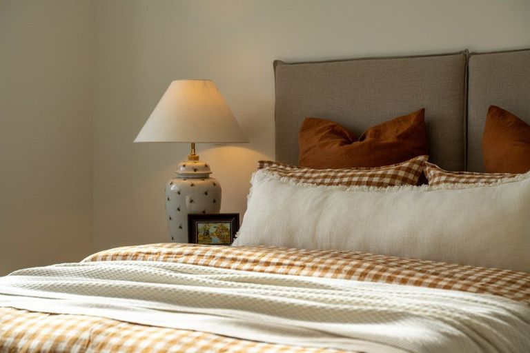 Photo of property in 105 Burdon Loop, Lake Hawea, 9382