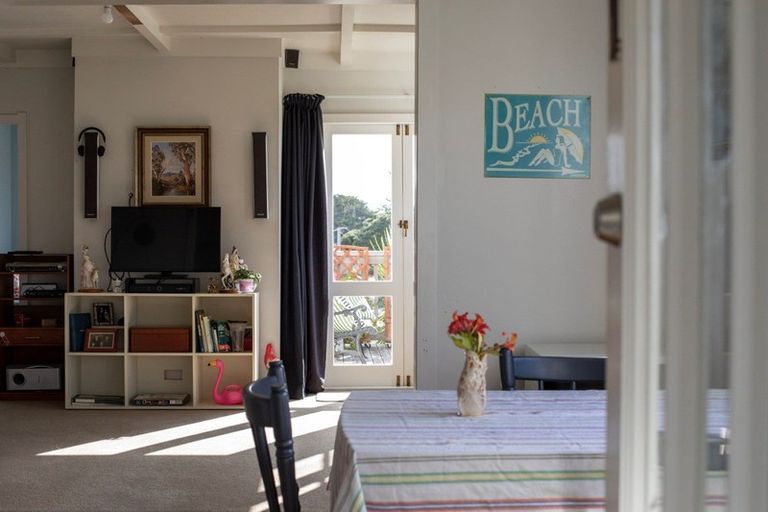 Photo of property in 8a Gilmour Street, Raglan, 3225