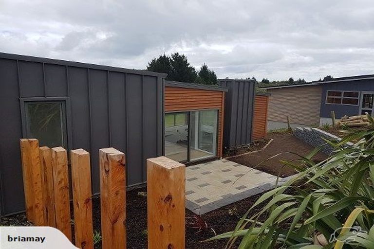 Photo of property in 12 Te Heke Place, Waikanae, 5036