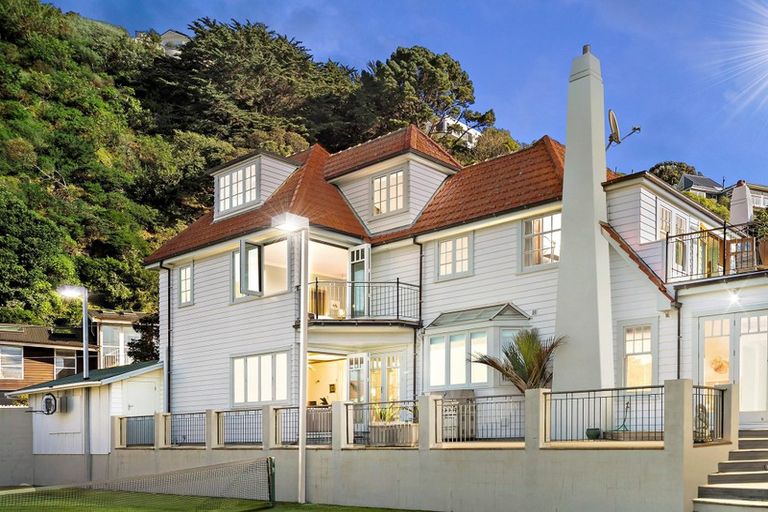 Photo of property in 5 Ludlam Street, Seatoun, Wellington, 6022