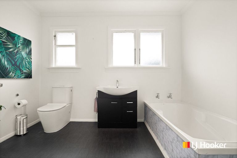 Photo of property in 1 Shulma Street, Abbotsford, Dunedin, 9018