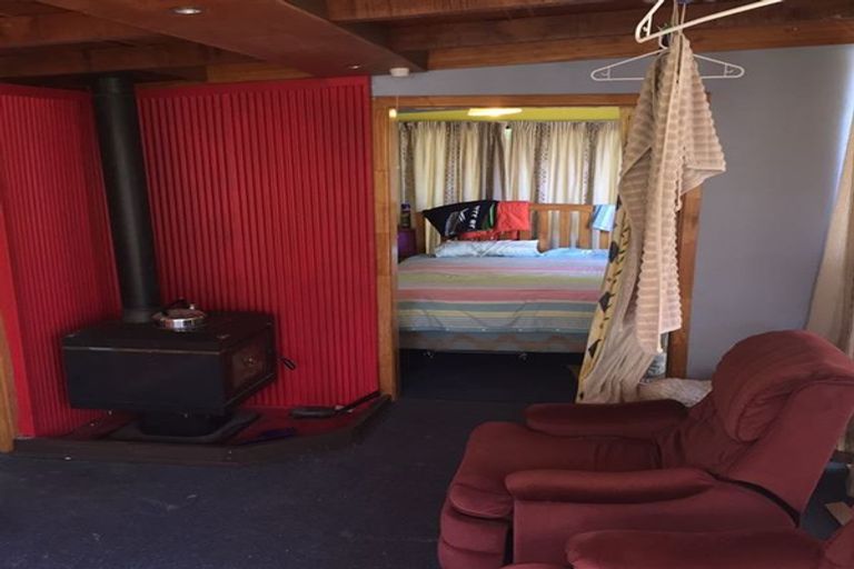 Photo of property in 290 Arthurstown Road, Ruatapu, Hokitika, 7883