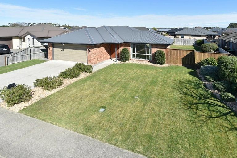 Photo of property in 9 Maple Place, Rangiora, 7400
