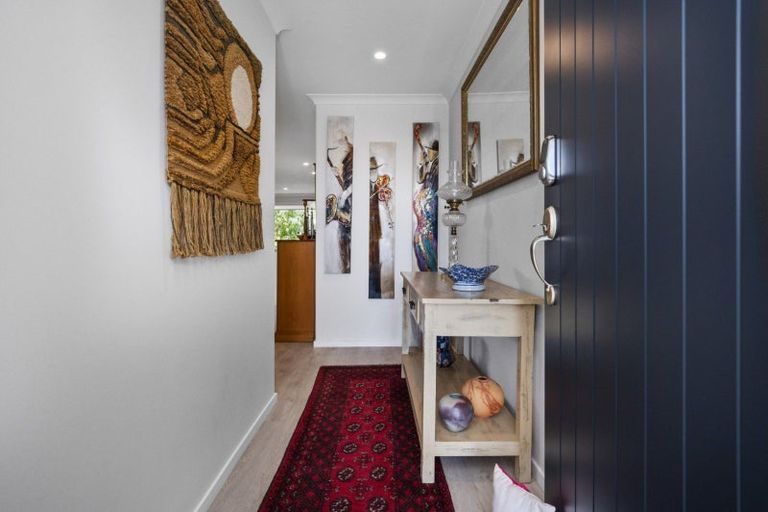 Photo of property in 40 Charlotte Drive, Omokoroa, 3114