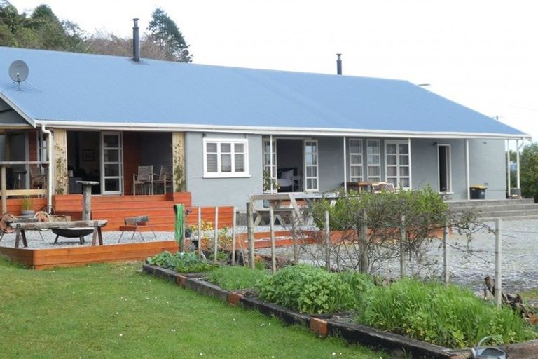 Photo of property in 2 Sturge Street, Cobden, Greymouth, 7802