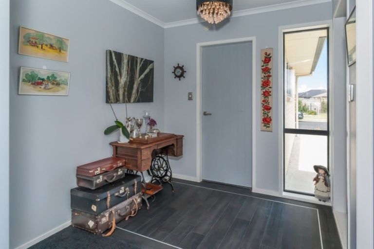 Photo of property in 7 Oxnam Place, Foxton Beach, Foxton, 4815