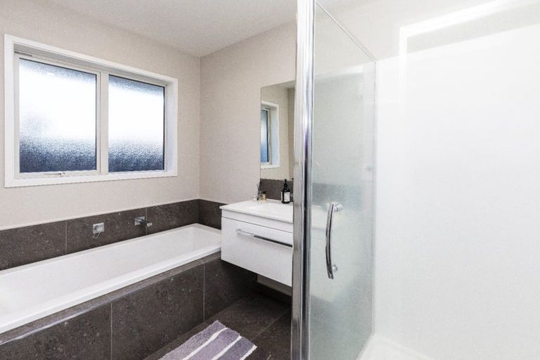 Photo of property in 20 Maka Lane, Halswell, Christchurch, 8025