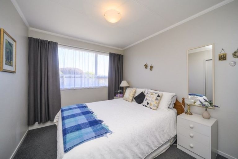 Photo of property in 40 Herbert Avenue, Cloverlea, Palmerston North, 4412