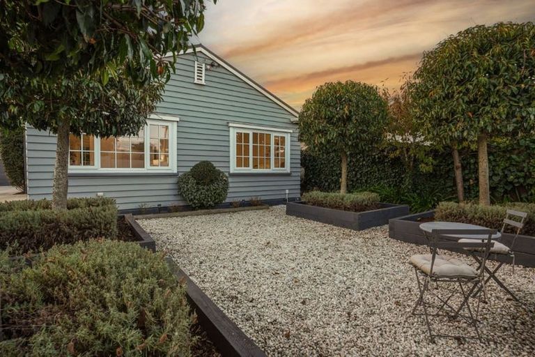 Photo of property in 191 Knowles Street, St Albans, Christchurch, 8052