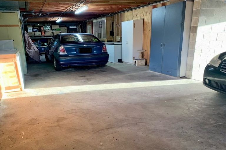 Photo of property in 14 Cambridge Street, Balclutha, 9230