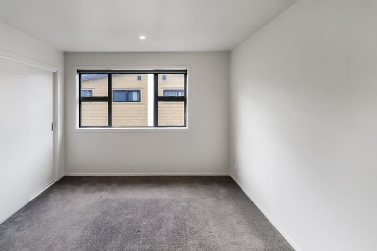 Photo of property in 2/28 Fitzherbert Road, Wainuiomata, Lower Hutt, 5014