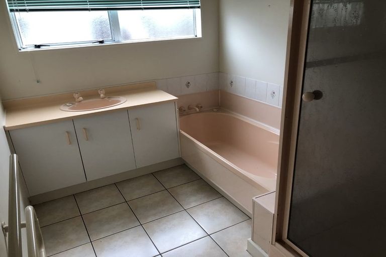 Photo of property in 35 Moreland Avenue, Pukete, Hamilton, 3200