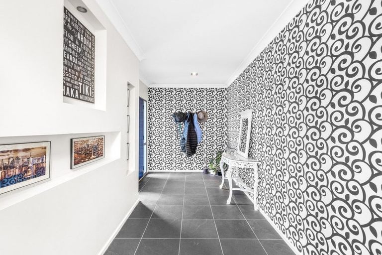 Photo of property in 20 Evergreen Place, Parklands, Christchurch, 8083