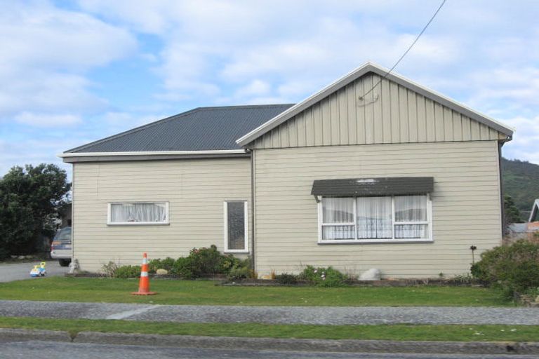 Photo of property in 97 Blake Street, Blaketown, Greymouth, 7805