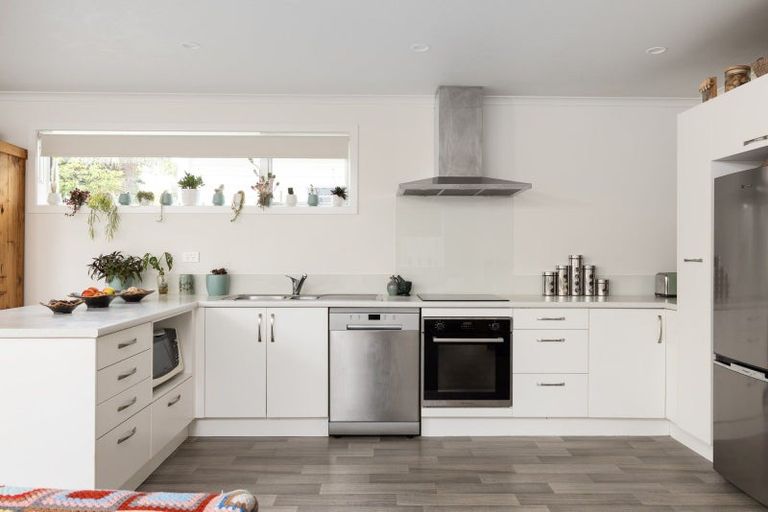 Photo of property in 29b Percy Road, Papamoa Beach, Papamoa, 3118