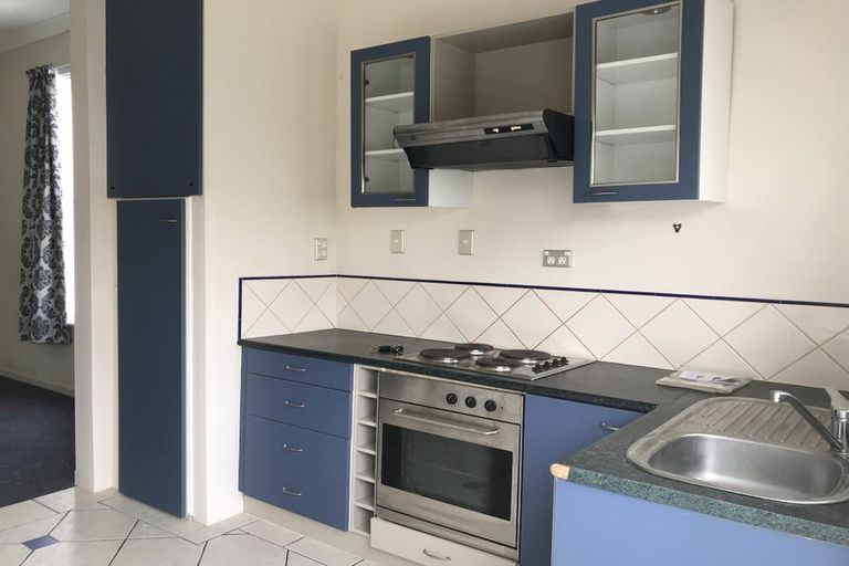 Photo of property in 16 Thompson Street, Mount Cook, Wellington, 6011