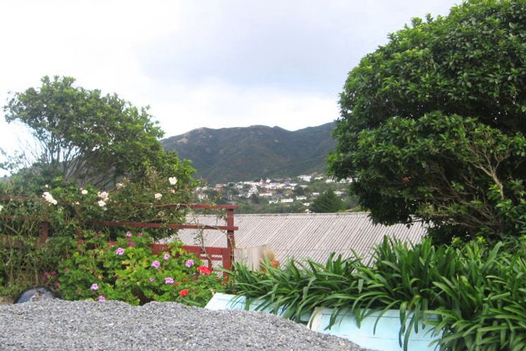 Photo of property in 22 Victory Avenue, Karori, Wellington, 6012