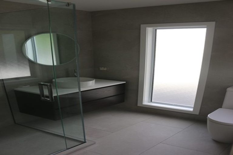 Photo of property in 87 Grant Road, Thorndon, Wellington, 6011