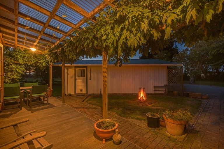 Photo of property in 384 Waitohi Road, Rongotea, Palmerston North, 4476