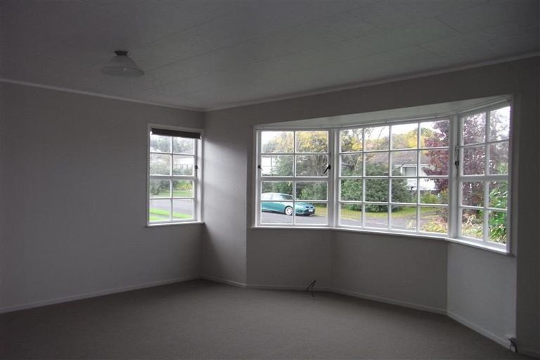 Photo of property in 14 Cairngorm Place, Highland Park, Auckland, 2010