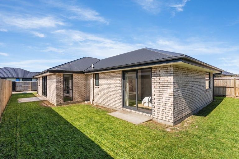 Photo of property in 10 Pitcaithly Street, Halswell, Christchurch, 8025