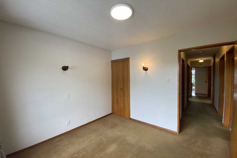 Photo of property in 182 Waimairi Road, Ilam, Christchurch, 8041