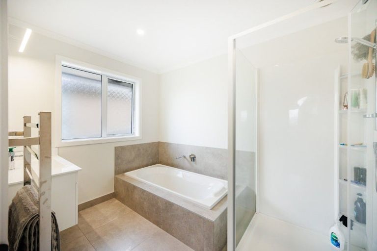 Photo of property in 7 Gibraltar Way, Fitzherbert, Palmerston North, 4410