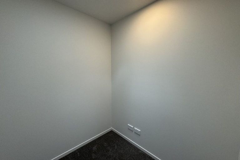 Photo of property in 61 Paetai Lane, Te Atatu Peninsula, 0610