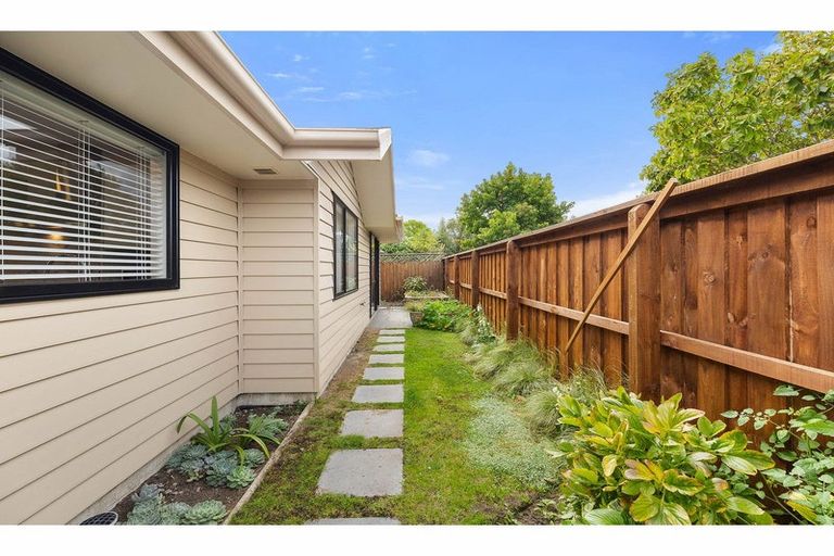 Photo of property in 110a Halswell Junction Road, Halswell, Christchurch, 8025