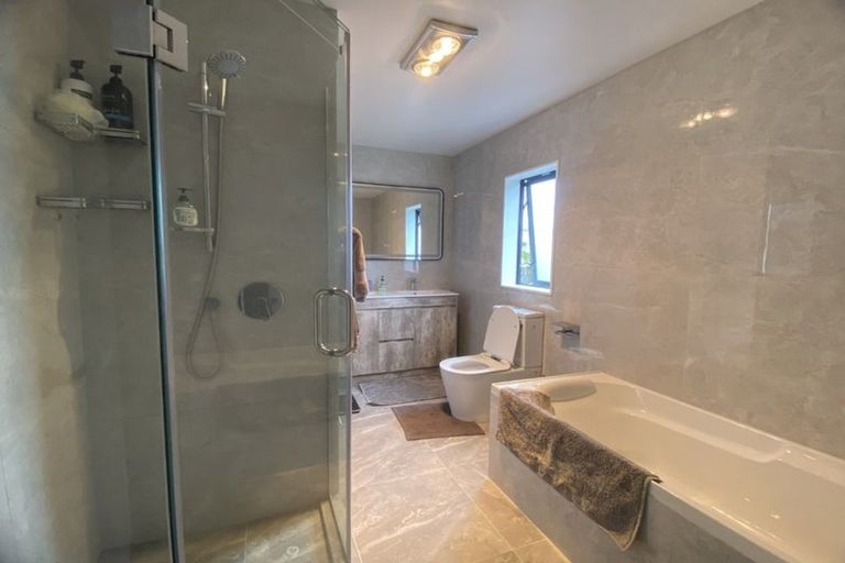 Photo of property in 1c Cromdale Avenue, Howick, Auckland, 2010