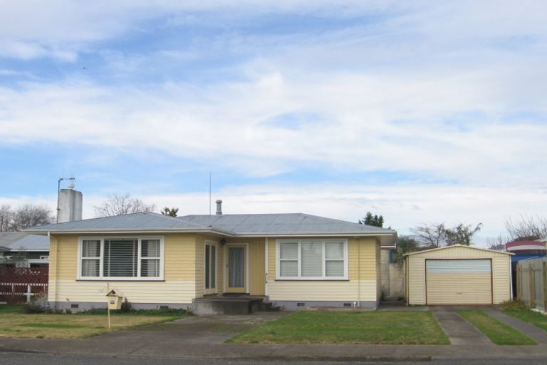 Photo of property in 1423 Woodstock Avenue, Mayfair, Hastings, 4122