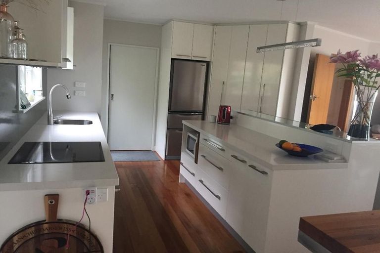 Photo of property in 130 Moana Avenue, Moana, Nelson, 7011