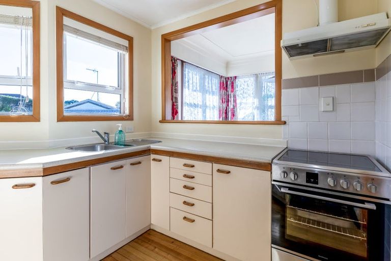 Photo of property in 47a Glengarry Road, Glen Eden, Auckland, 0602