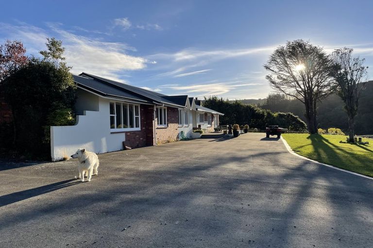Photo of property in 357 Whitemans Valley Road, Whitemans Valley, Upper Hutt, 5371