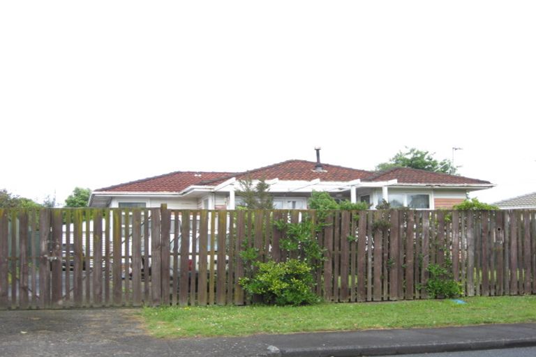 Photo of property in 113 Chichester Drive, Rosehill, Papakura, 2113