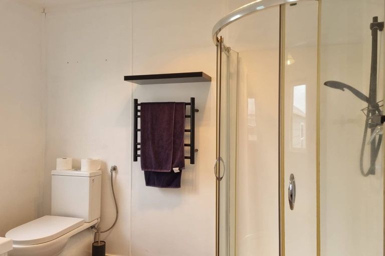 Photo of property in 93 Broadway, Waitara, 4320