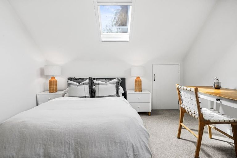 Photo of property in 17 Innes Road, St Albans, Christchurch, 8052