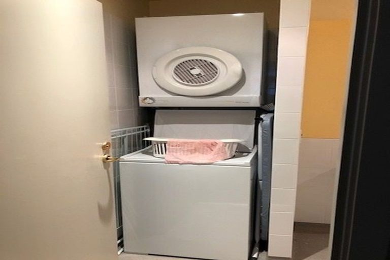 Photo of property in Kelvin House, 6g/16 The Terrace, Wellington Central, Wellington, 6011