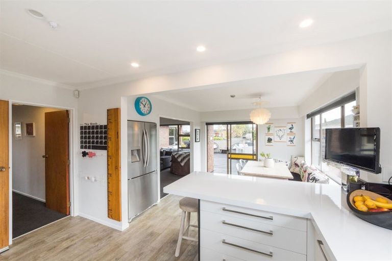 Photo of property in 6 Wedgwood Grove, Highbury, Palmerston North, 4412