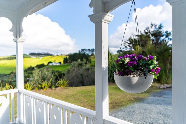 Photo of property in Wainikau, 31 Olive Grove, Mangawhai, 0573